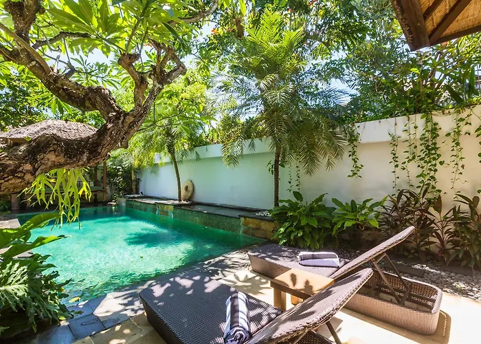 Aisha Villa