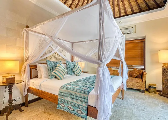 Aisha Villa
