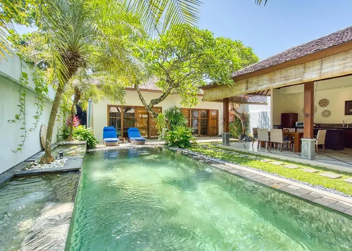 Aisha Villa